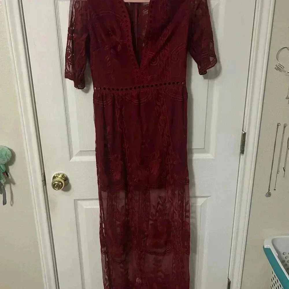 Red dress - Picture 6 of 6
